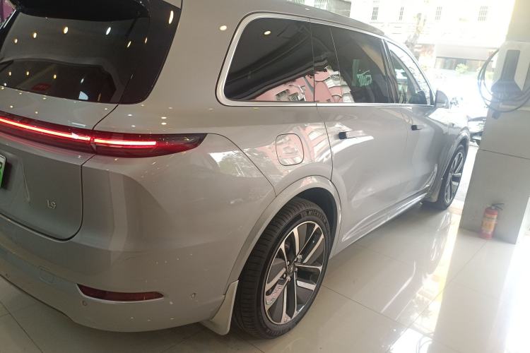 Used Li Auto L9 2022 Max model
