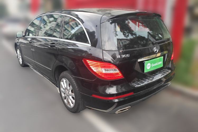 Used Mercedes-Benz R-Class 2010 R 300 L Luxury Model