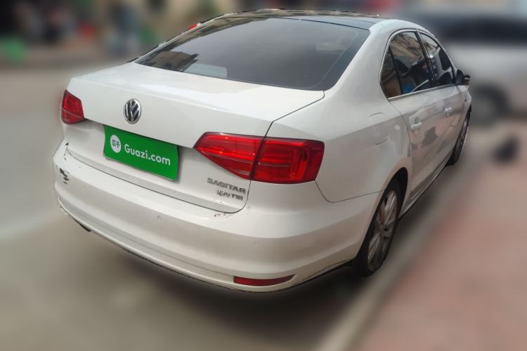 Used Volkswagen Sagitar 2018 280TSI DSG Luxury Model Rear Right 45 Deg