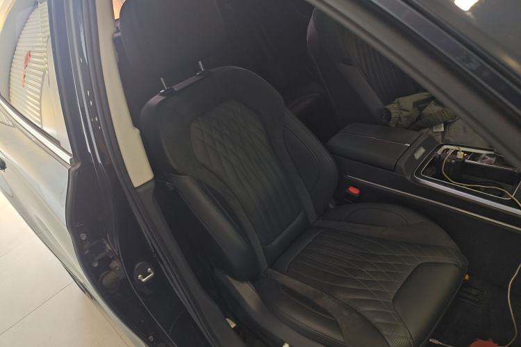 Used Hongqi HS5 2023 2.0T Qixiang Pro Edition