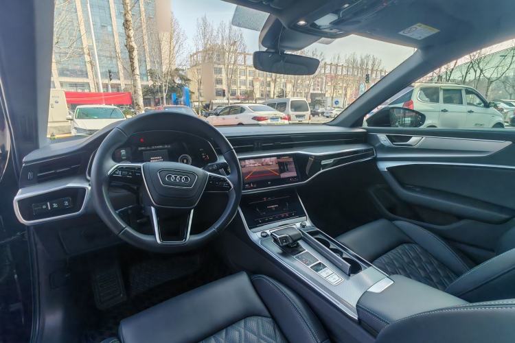 Used Audi A6L 2025 45 TFSI Prestige Dynamic Edition
