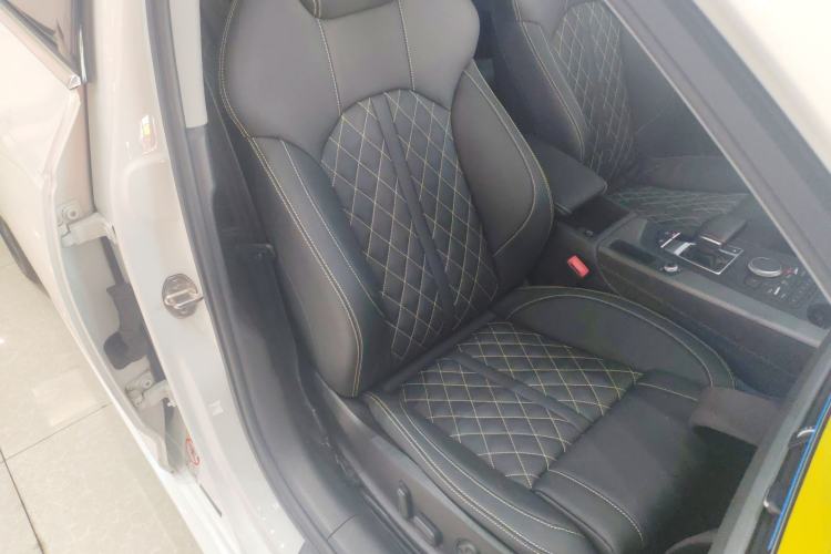 Used Audi A4L 2019 40 TFSI Ambition China VI