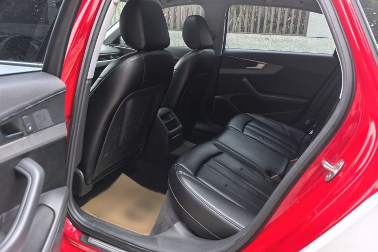 Used Audi A4L 2019 40 TFSI Ambition China VI