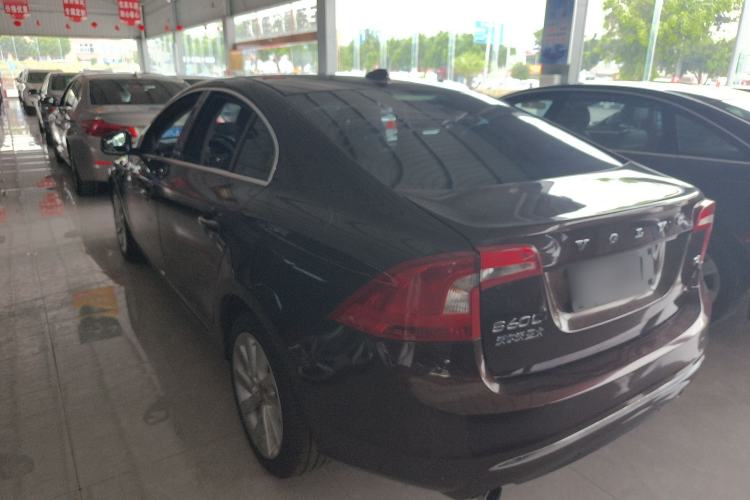 Used Volvo S60 2017 S60L T4 Smart Range Edition Rear Left 45 Deg