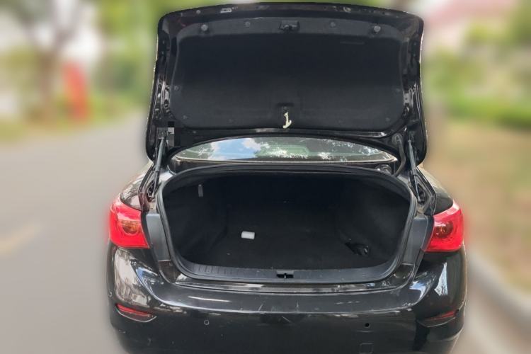 Used Infiniti Q50L 2015 2.0T Luxury Edition