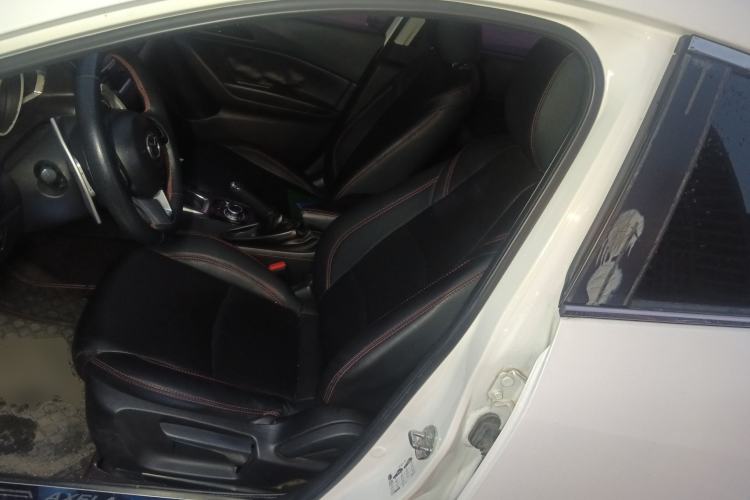 Used Mazda Mazda 3 Axela 2016 Sedan 1.5L Automatic Comfort Model
