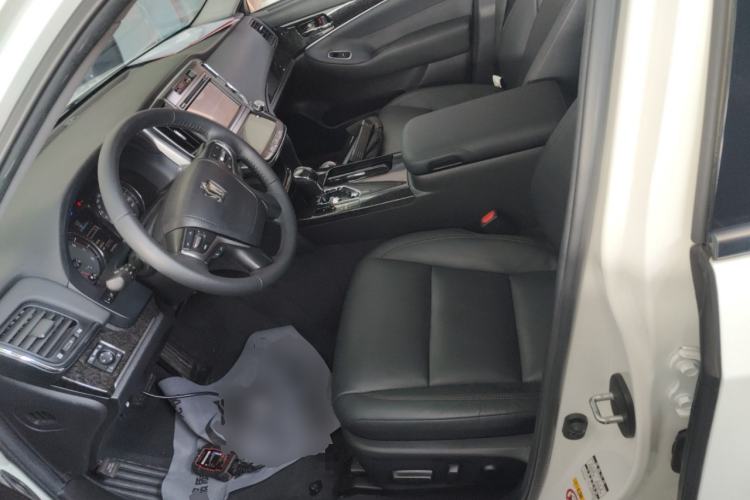 Used Toyota Crown 2018 2.0T Fashion Edition
