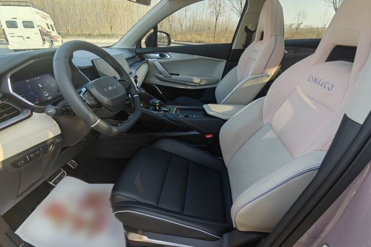 Used Lynk & Co 06 2021 1.5T Shero Pink Special Edition
