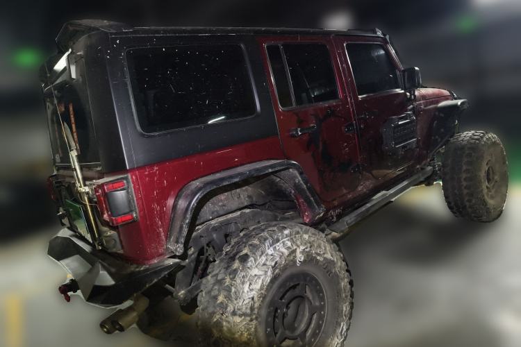 Used Jeep Wrangler 2013 3.6L Sahara Four-Door Edition
