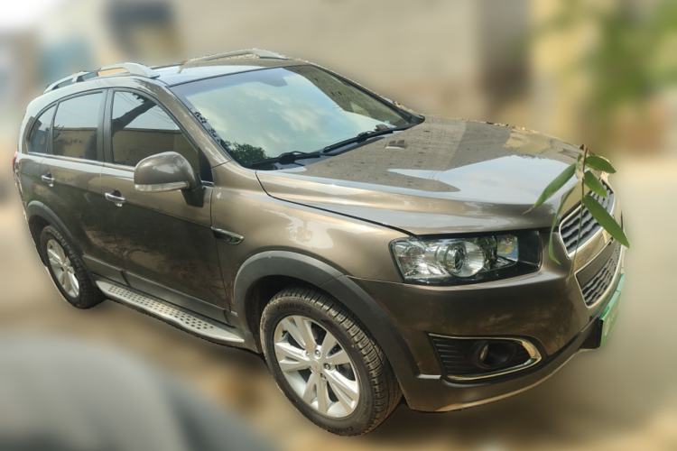 Used Chevrolet Captiva 2015 2.4L 4x4 Flagship Edition 7-Seater
