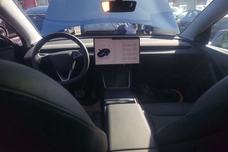 Used Tesla Model Y 2025 Long-Range All-Wheel Drive First Edition