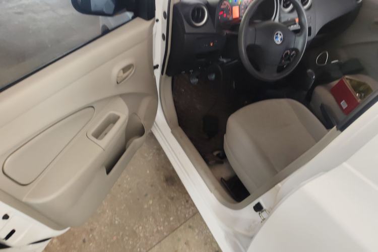 Used Venucia R30 2014 1.2L Manual Enjoyment Edition
