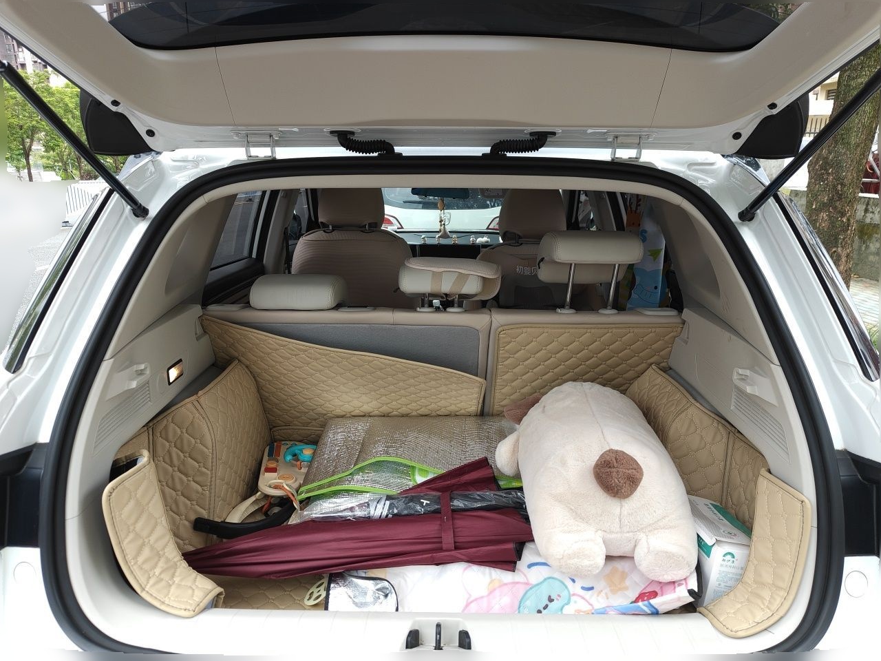 Geely Auto icon 2023 1.5TD Chocolate Smoothie Edition — снимка 19