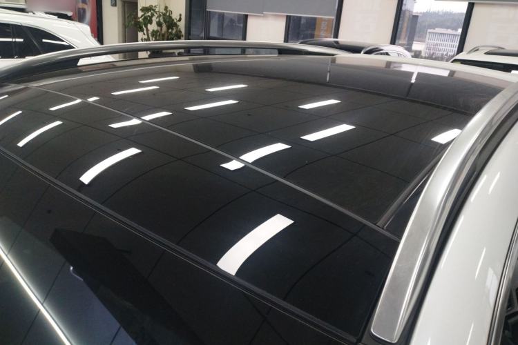 Used Mercedes-Benz GLC 2023 Facelift GLC 260 L 4MATIC Dynamic Version 5 Seats
