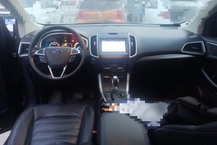 Used Ford Edge 2016 EcoBoost 245 Two-Wheel-Drive Platinum Edition 7-Seater
