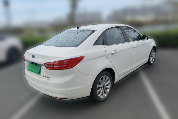 Used Ford Escort 2015 1.5L Automatic Fashion Model Rear Right 45 Deg