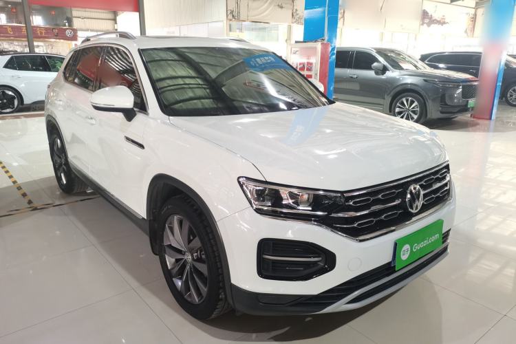 Used Volkswagen Tayron 2020 330TSI Two-Wheel Drive Luxury Smart Connectivity Version Front Right 45 Deg