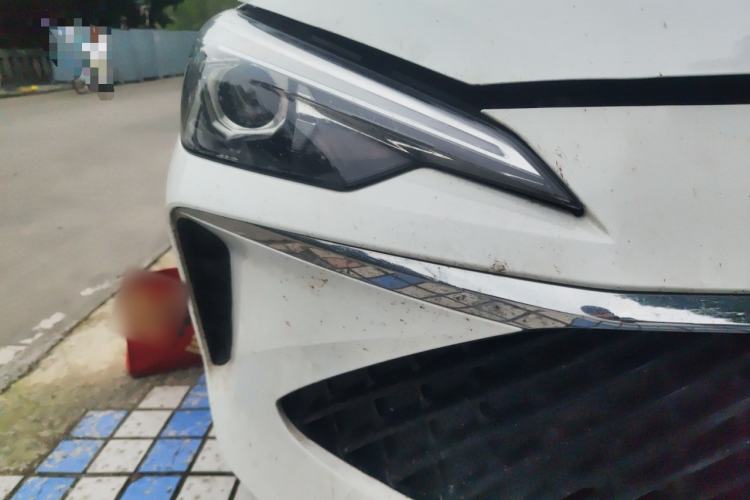 Used Roewe i5 2023 1.5L Manual Comfort Edition Right Front Headlight