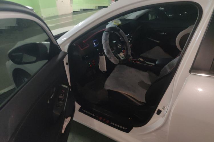 Used Nissan Sylphy 2023 1.6L CVT Enjoyment Edition Interior 3