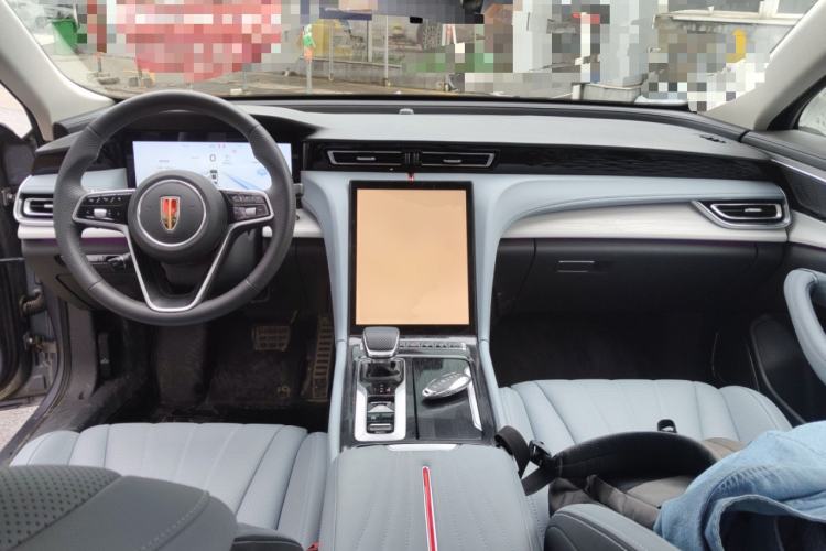 Used Hongqi H5 PHEV 2025 170 Super Hybrid Version Center Console