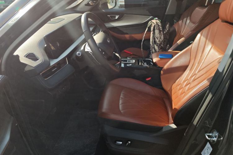 Used Chery Tiggo 8 PLUS 2022 290TGDI DCT Luxury Edition
