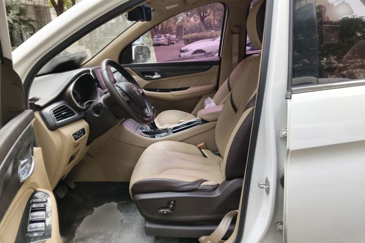 Used Baojun 730 2017 1.8L iAMT Prestige Version 7 Seats