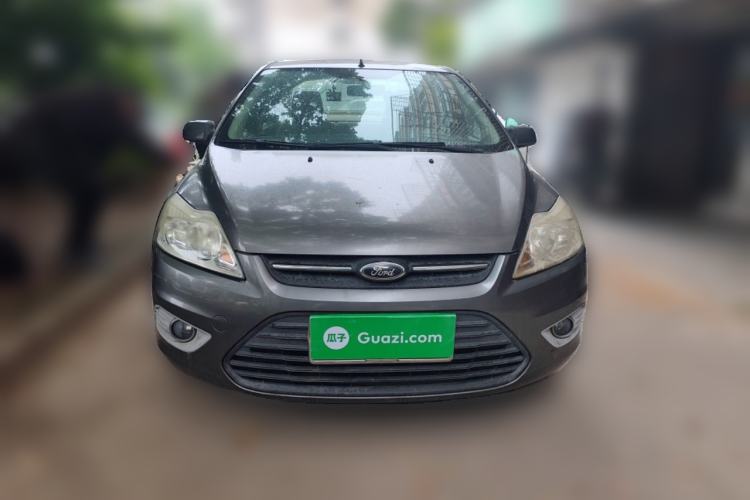 Used Ford Focus 2013 Sedan Classic 1.8L Manual Base Model