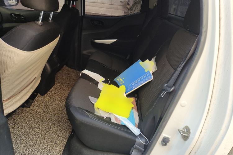 Used Nissan Navara 2017 2.5L Manual Two-Wheel Drive Standard Edition QR25