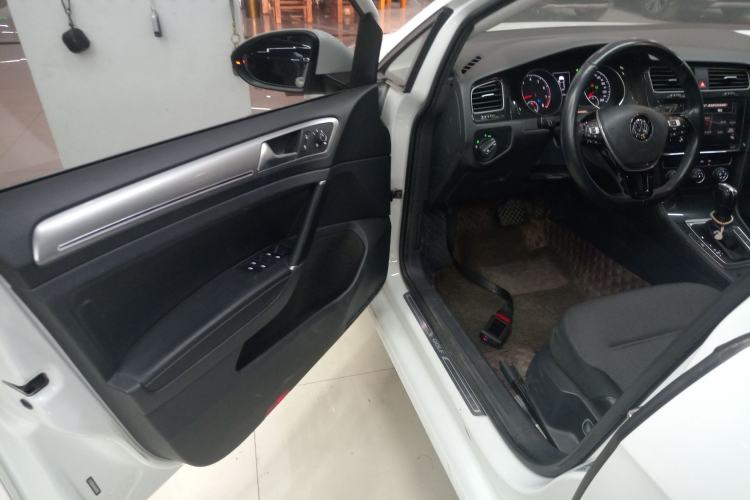 Used Volkswagen Golf 2020 280TSI DSG Comfort Version
