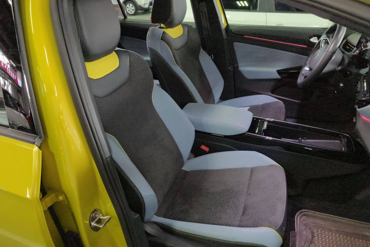 Used Volkswagen ID.4 X 2021 Pro Smart Long-Range Edition
