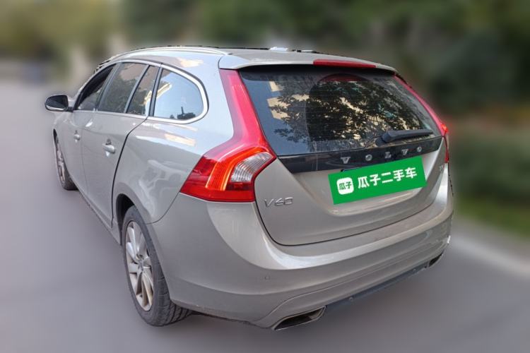 Used Volvo V60 2015 T5 Zhiyi Edition