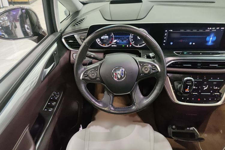 Used Buick GL8 2022 Facelifted Avenir Aivia 7-Seater Premium Edition