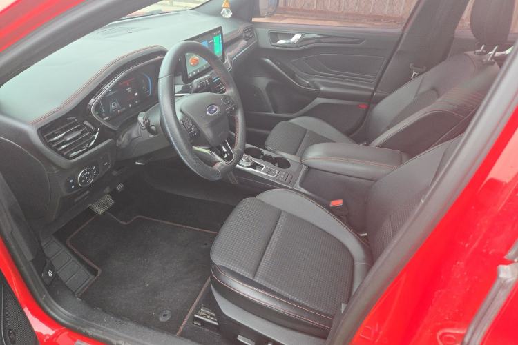 Used Ford Focus 2021 Sedan EcoBoost 180 Automatic ST Line