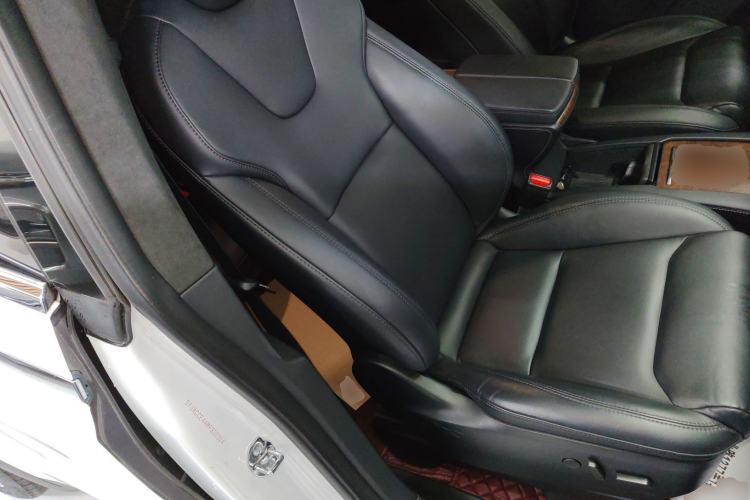 Used Tesla Model X 2020 Performance High-Performance Edition Right Front Seat