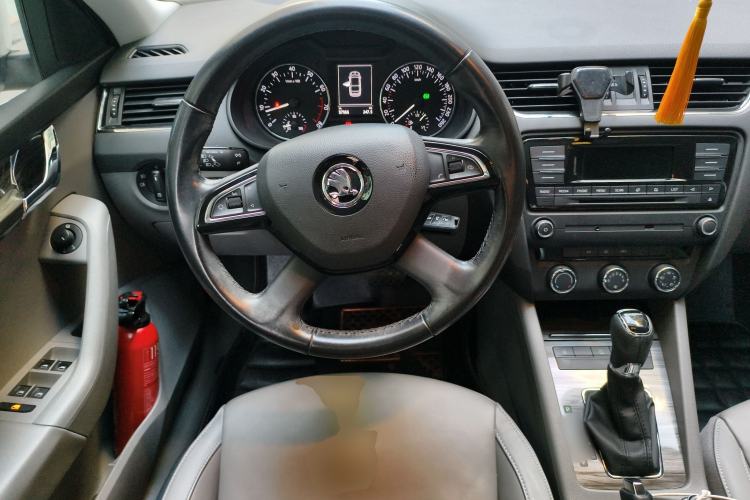 Used Skoda Octavia 2015 1.6L Automatic Yijie Edition