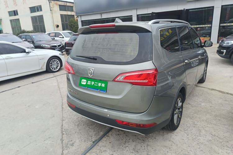 Used Baojun 730 2017 1.5T Manual Prestige Version 7 Seats
