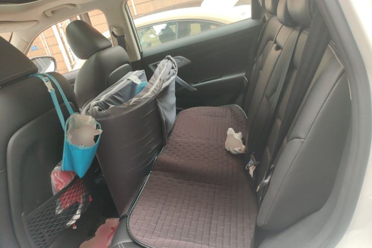 Used Geely Auto Emgrand X7 Sport 2016 1.8TD Automatic Smart Connectivity Version Left Rear Seat