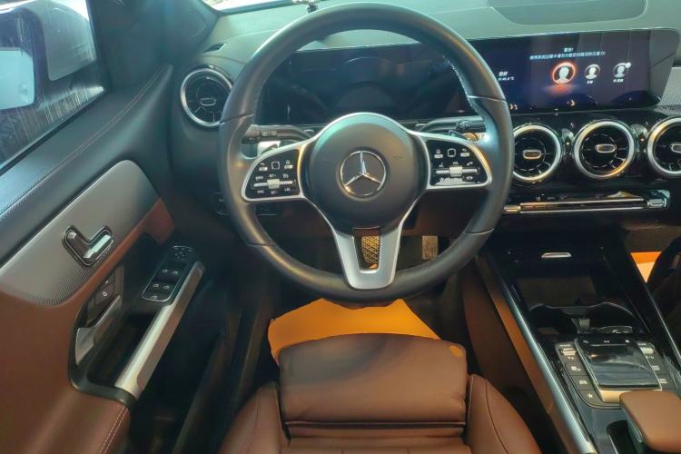 Used Mercedes-Benz GLB 2023 GLB 200 Fashion Model