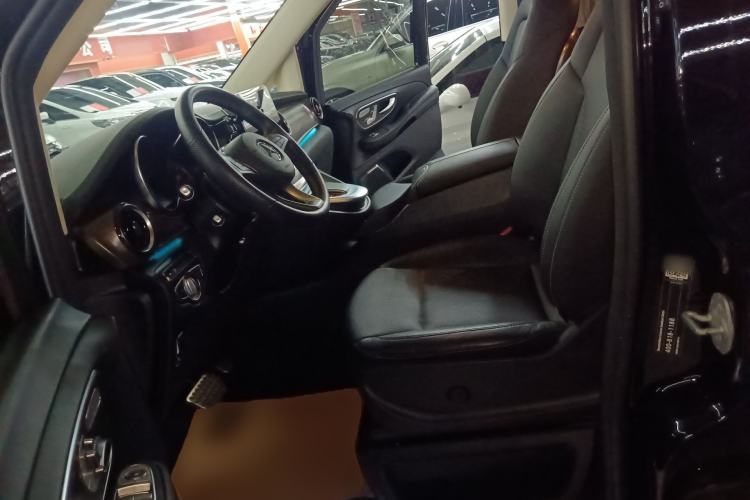 Used Mercedes-Benz V-Class 2021 V 260 L Long Wheelbase Prestige Edition Left Front Seat