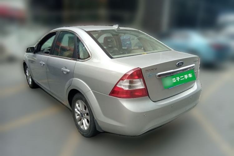 Used Ford Focus 2013 Sedan Classic 1.8L Automatic Base Model
