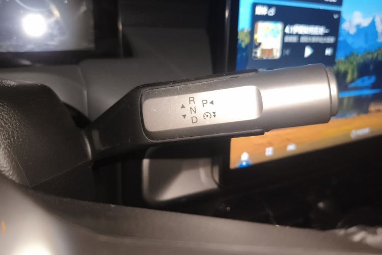 Used AION Y 2023 Younger Star Edition Gear Lever