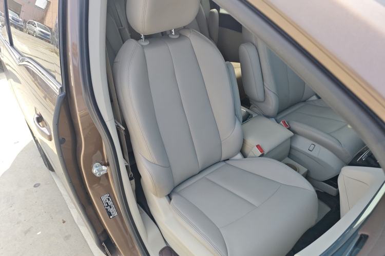 Used Buick GL8 2020 Land Cruiser Executive Class 652T Comfort Model
