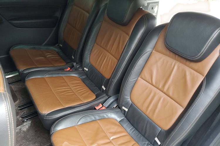 Used Volkswagen Sharan 2013 2.0 TSI Comfort Model