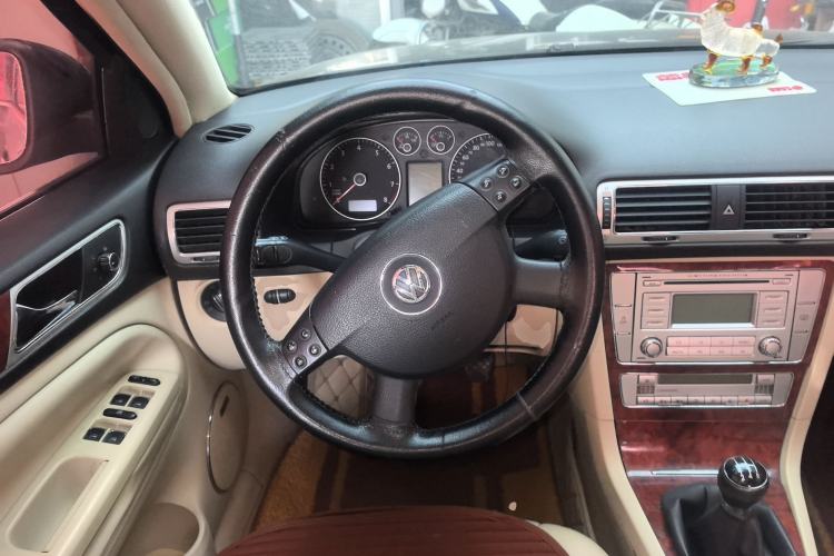 Used Volkswagen Passat 2009 1.8T Manual Luxury Edition
