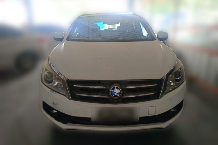Used Venucia T70 2015 2.0L CVT Smart Edition