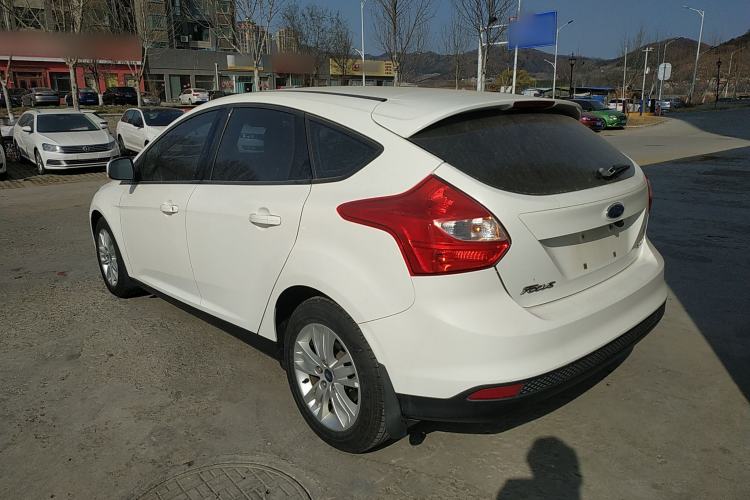 Used Ford Focus 2015 Hatchback 1.6L Manual Fashion Edition