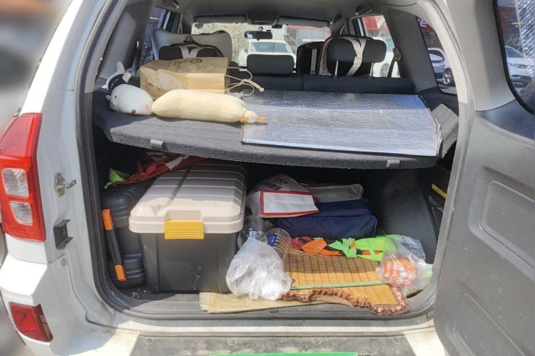 Used Chery Tiggo 3 2014 Magic Edition 1.6L Manual Fashion Version Trunk