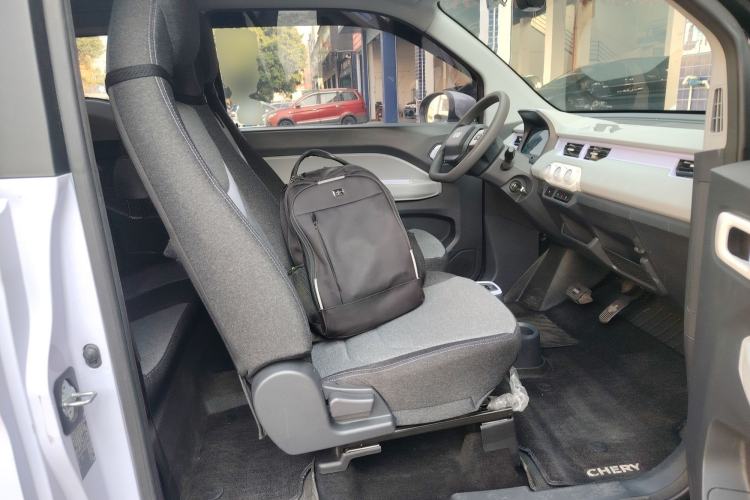 Used Chery QQ Ice Cream 2022 120km Conical Shape Lithium Iron Phosphate