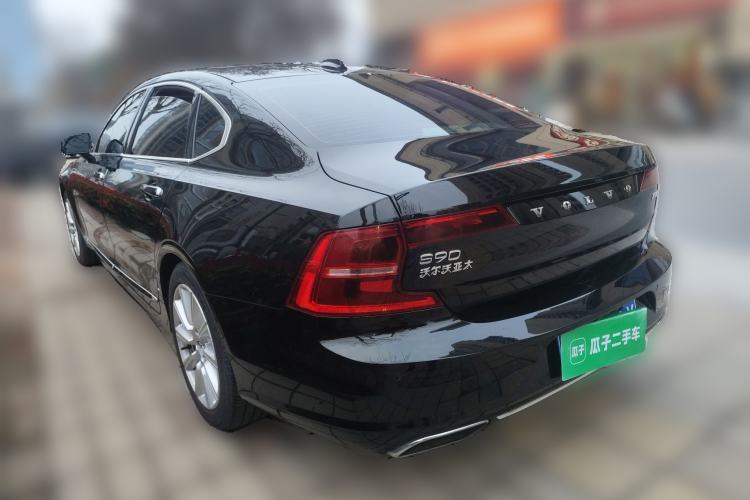 Used Volvo S90 2020 T5 Zhiyi Luxury Edition Rear Left 45 Deg