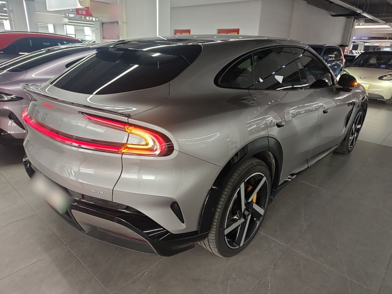Xiaomi Auto YU7 2025 Ultra-Long Range All-Wheel Drive Pro Version — снимка 6